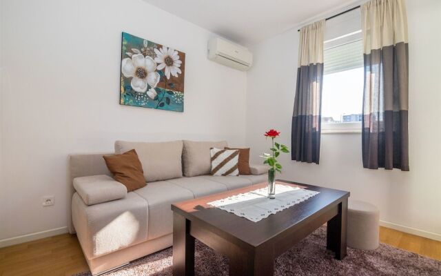 Apartment Matmar