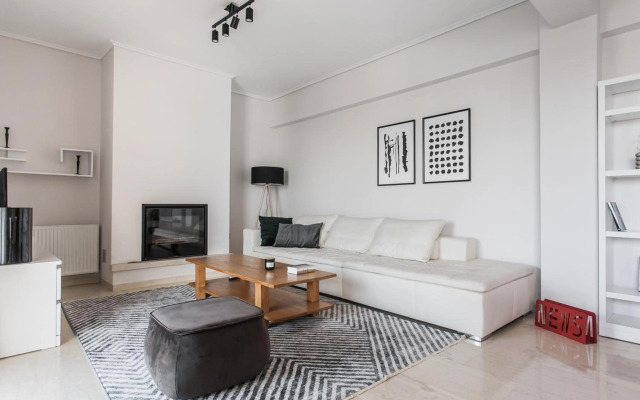 Alluring 2BR Apartment in Marousi by UPSTREET