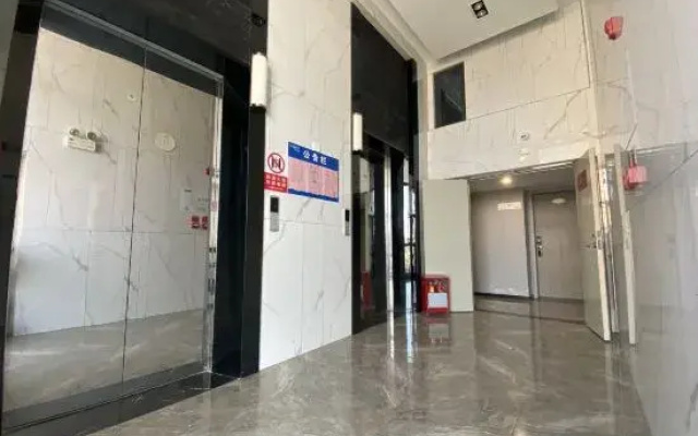 Fengshun Luoqi Sky Hot Spring Apartment (Diansheng Road Branch)