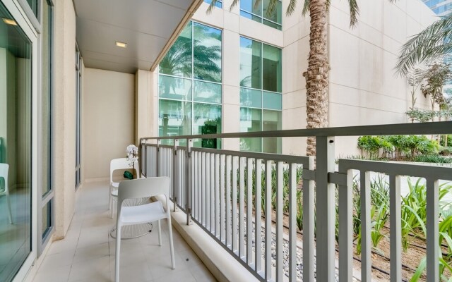 Oceanic Ease By Emaar Two Bedroom Apartment