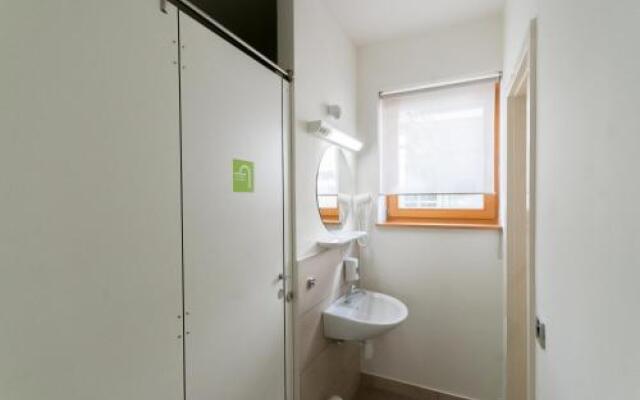 Cube Central Rooms For 2