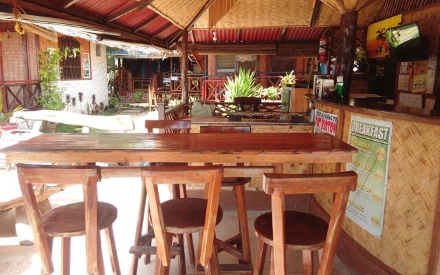 Talindak Beach Cottages