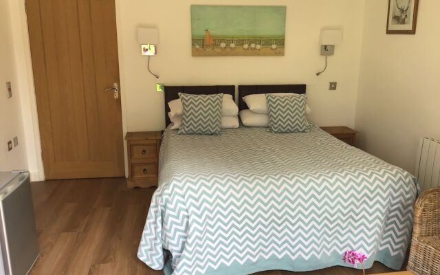 Whitemoss Lodge