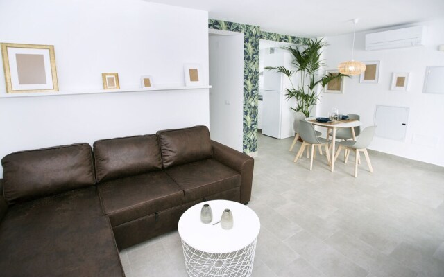 Mango & Tropical Apartment
