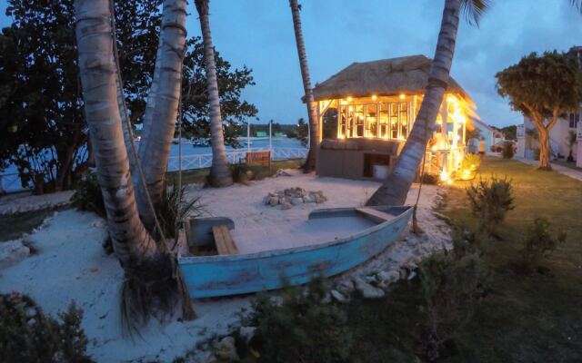 Arawak Beach Inn