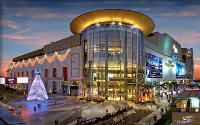 OYO 537 Na Banglampoo Hotel