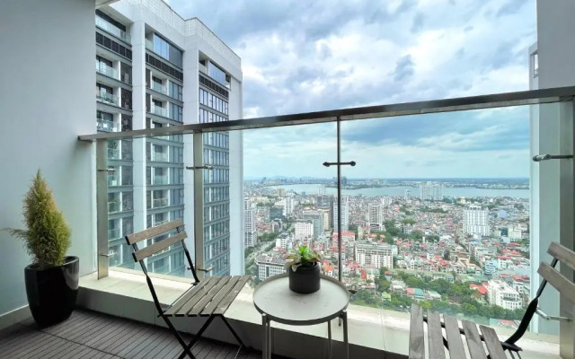 Sunny Vinhomes Metropolis Apartment
