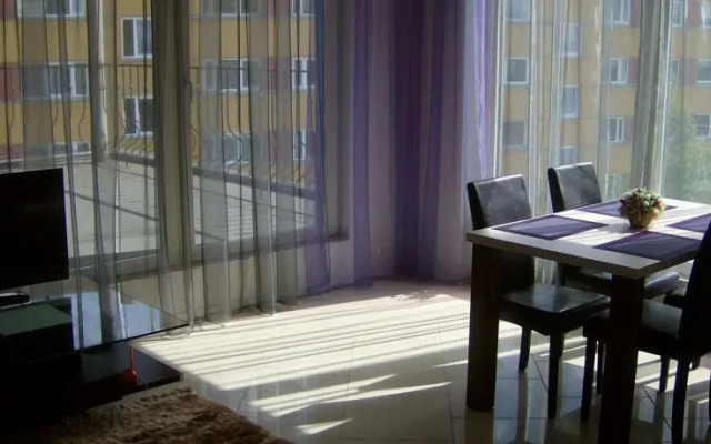 BlackBerry Apartment
