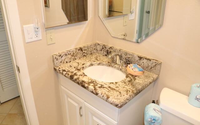 Jamaica Royale 606 - 2 Br Condo