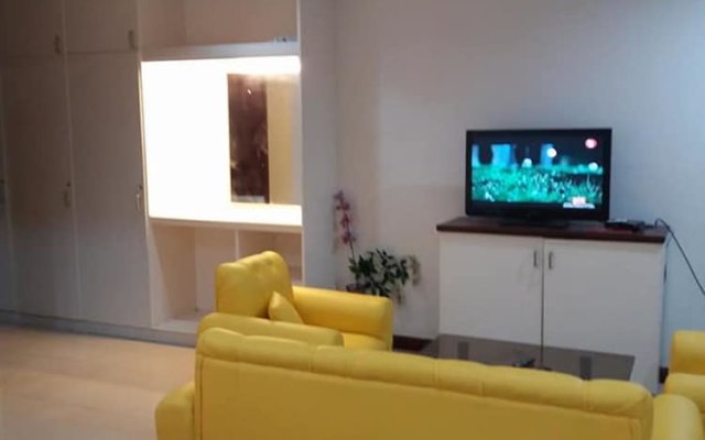 Wjv Inn Marigondon