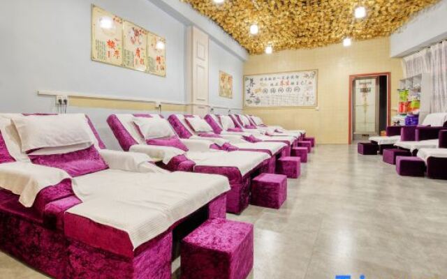 Pine House(Yangshuo West Street Branch)