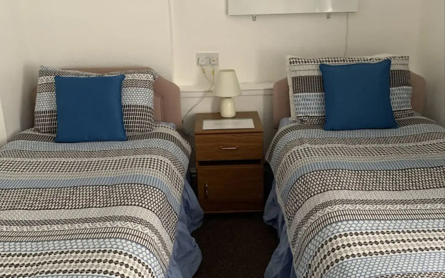 The Alondra Hotel