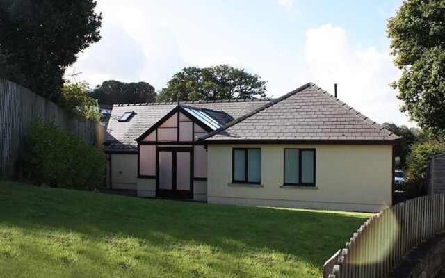 Luxurious Holiday Home in Saundersfoot With Fireplace