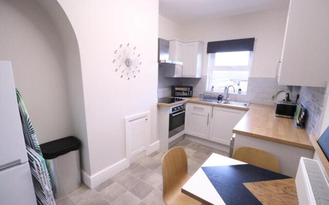 Amaya Five - Newly renovated - Very spacious - Sleeps 6 - Grantham