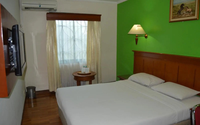 Hotel Mega Cikini