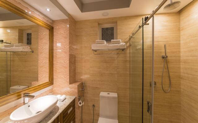 Samann Host Hotel