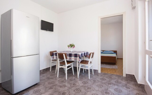 Stunning Home in Vodice With Wifi and 2 Bedrooms
