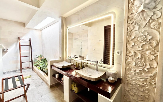 Karmagali Boutique Suites (Adults Only) & Private villas (families)