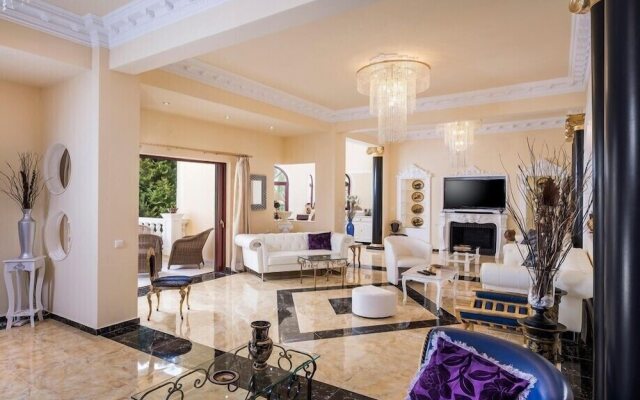 Peaceful Villa With Private Heated Pool Jacuzzi