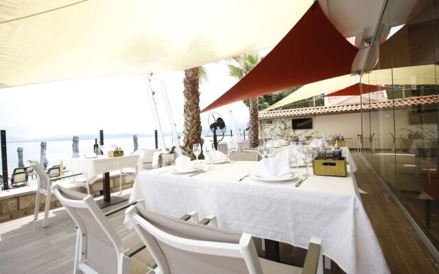 Hotel Bela Roza