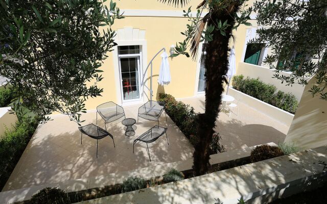 Villa Maggie