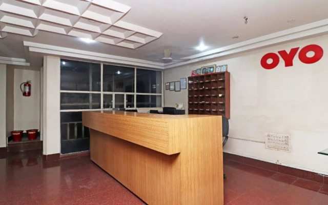 Parakh Palace By OYO Rooms