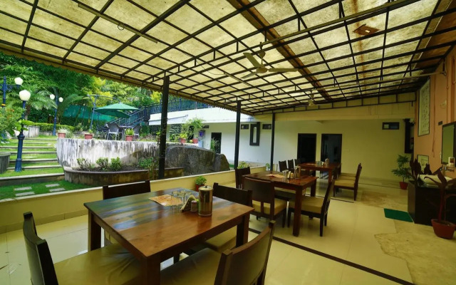 Hotel Shiv Villa by SAH