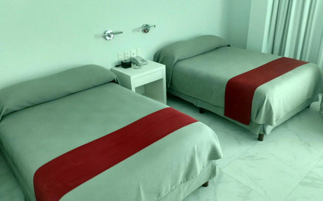 We Hotel Acapulco