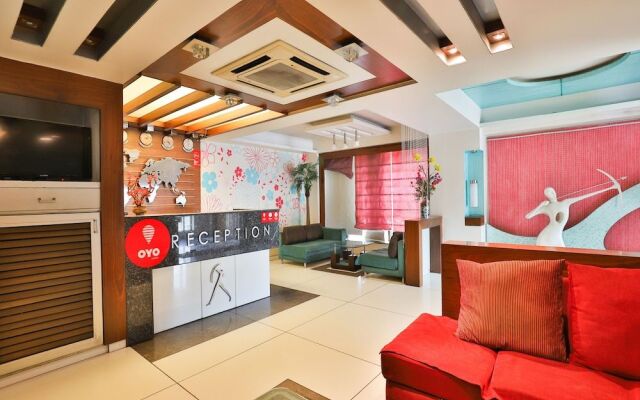 OYO 13372 Hotel Laksh Residency