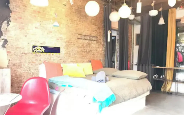 Studio in Canal Villa in the Old Centre Schiedam