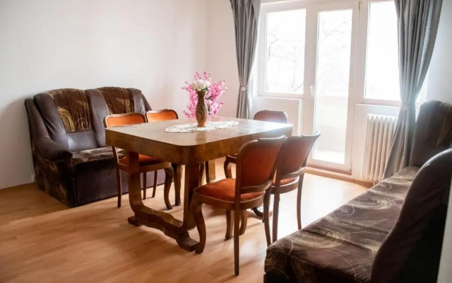 Riverwalk Family Apartment