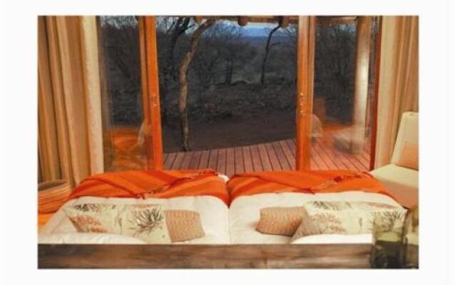 Buffalo Ridge Safari Lodge