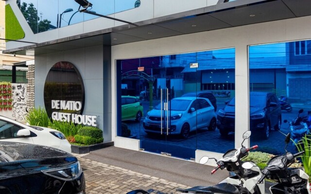 De Natio Guest House Jalan Gaharu by RedDoorz