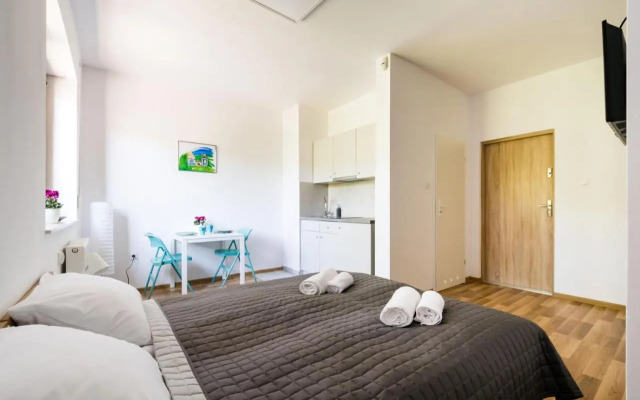 Art Apartments