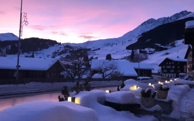 Mountain Lodge Sedrun