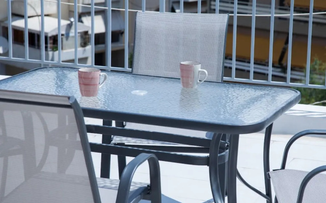 Modern Equipped Studio w View in Kipseli