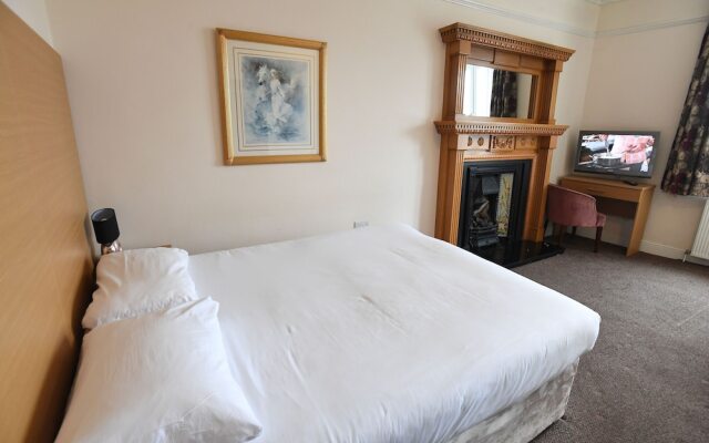 Rooms at the Royal