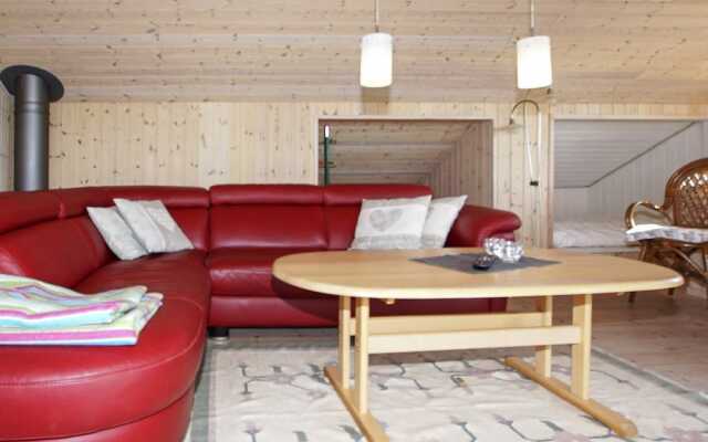 Pleasant Holiday Home in Hemmet With Whirlpool