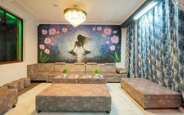 Orchid Hotel and Hostel
