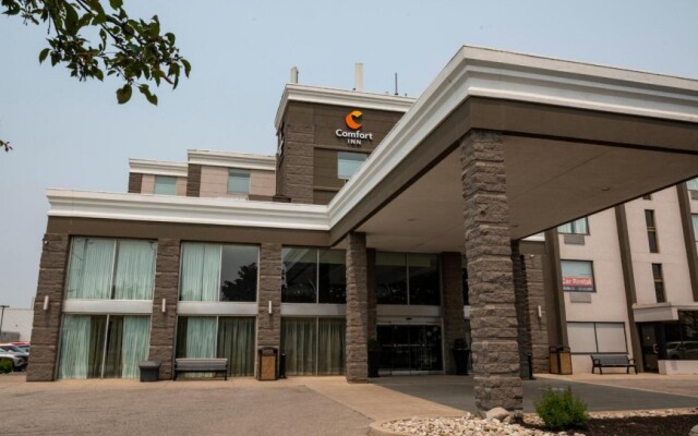 Comfort Inn & Conference Centre Toronto Airport