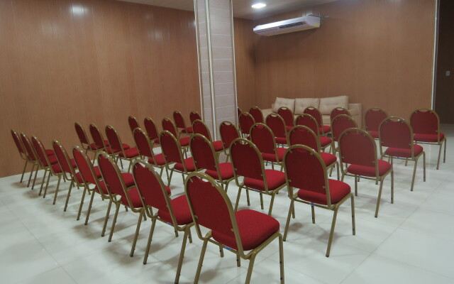 Farol Plaza Hotel