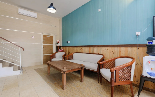 Urbanview Near Mall Botania 2 – Guest Rooms – Batam