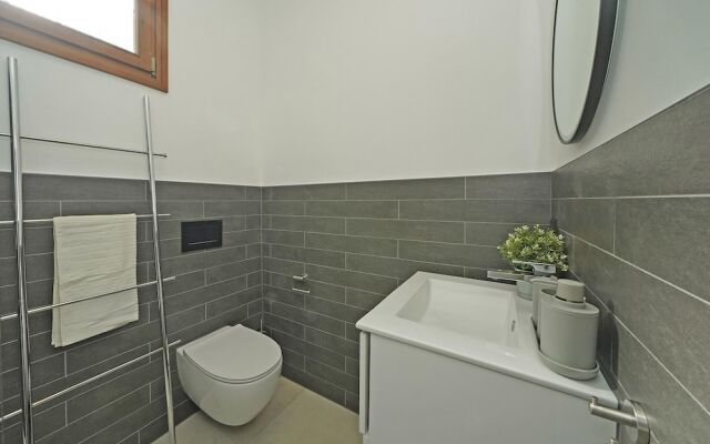 Le Giare PT 7 by Wonderful Italy