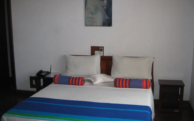 Zen Rooms Main Street Negombo
