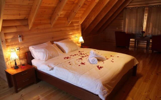 Be-Taam Ahava Suites
