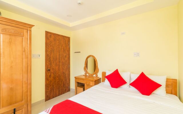 Quoc Vinh Hotel & Apartment