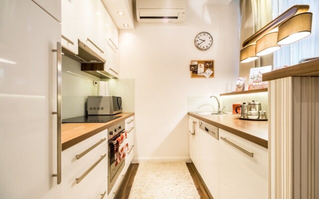 Magas 5 Apartment