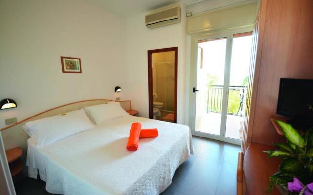 Hotel Apollo