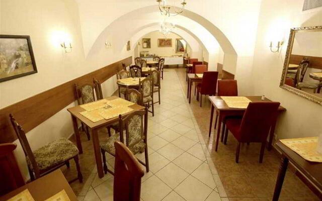 Donatello Hotel