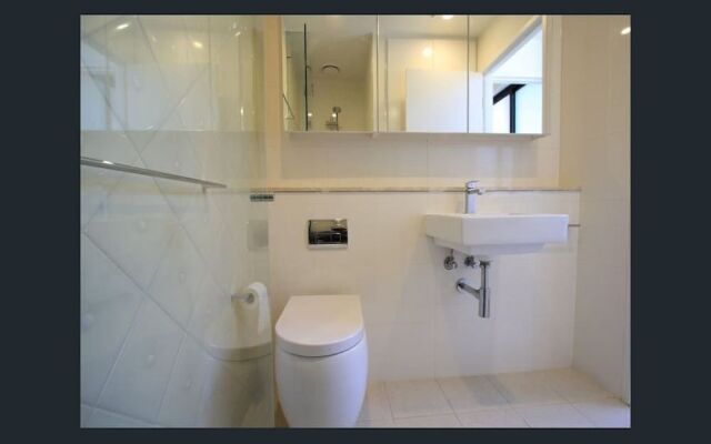 Potts Point Apartment in the Manor
